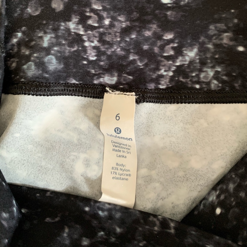 Rare Lululemon Nulux Leggings - Picture 4 of 4